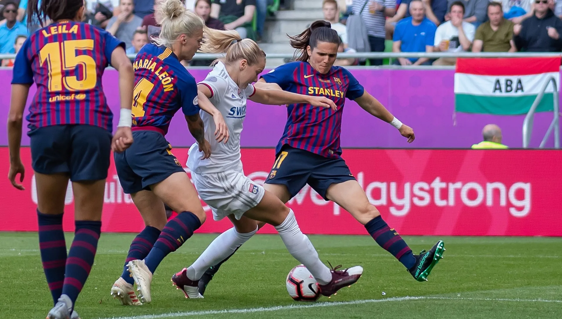Najlepsza piłkarka świata w Księdze Rekordów Guinessa. Hegerberg pierwszą kobietą historii z...