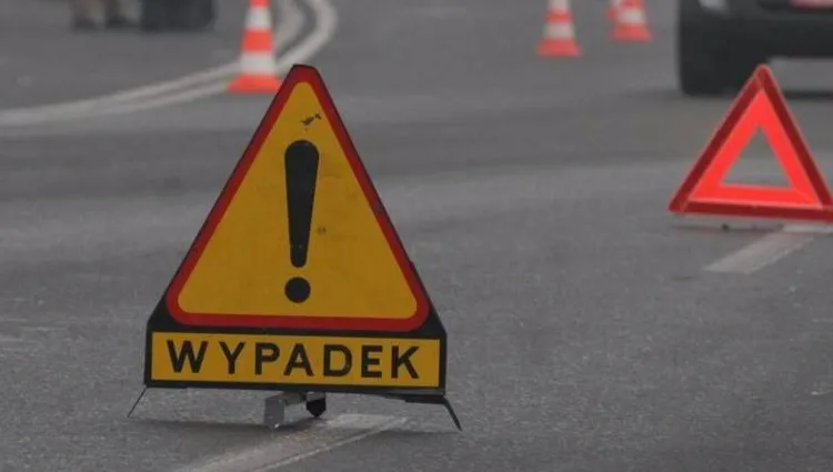 Wypadek na DK1. Nie żyje 80-letnia pasażerka samochodu osobowego