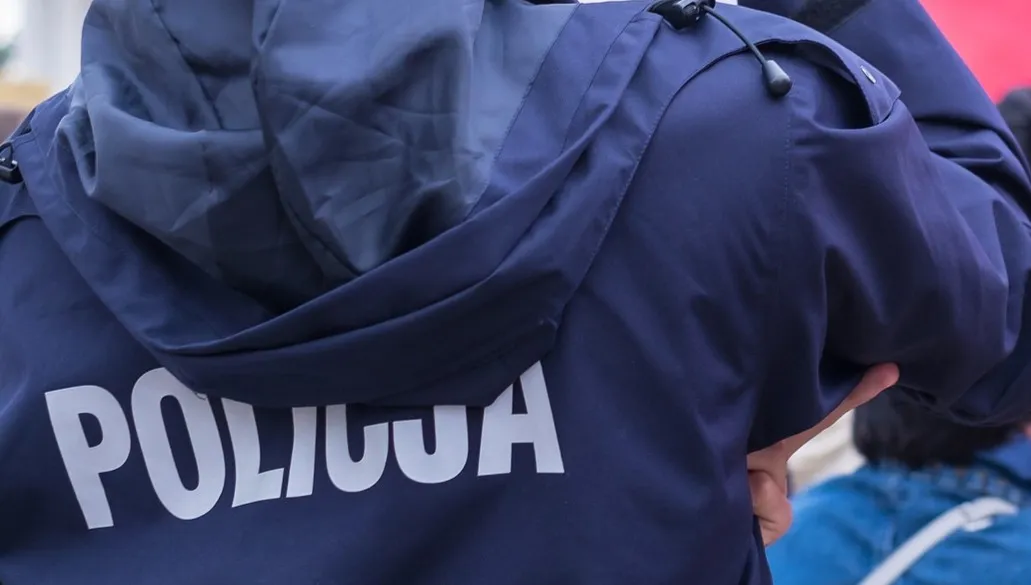 Policjant po służbie zatrzymał podejrzanego