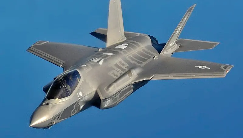 Pentagon z obniżonymi cenami F-35