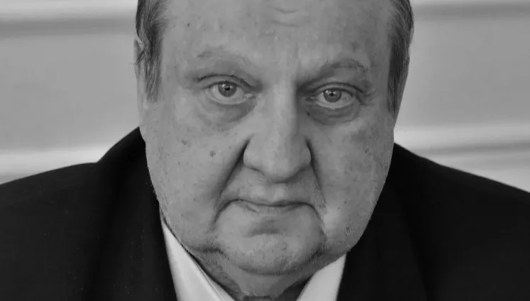 Trwają uroczystości pogrzebowe śp. Stefana Strzałkowskiego. Posła żegna również prezes PiS