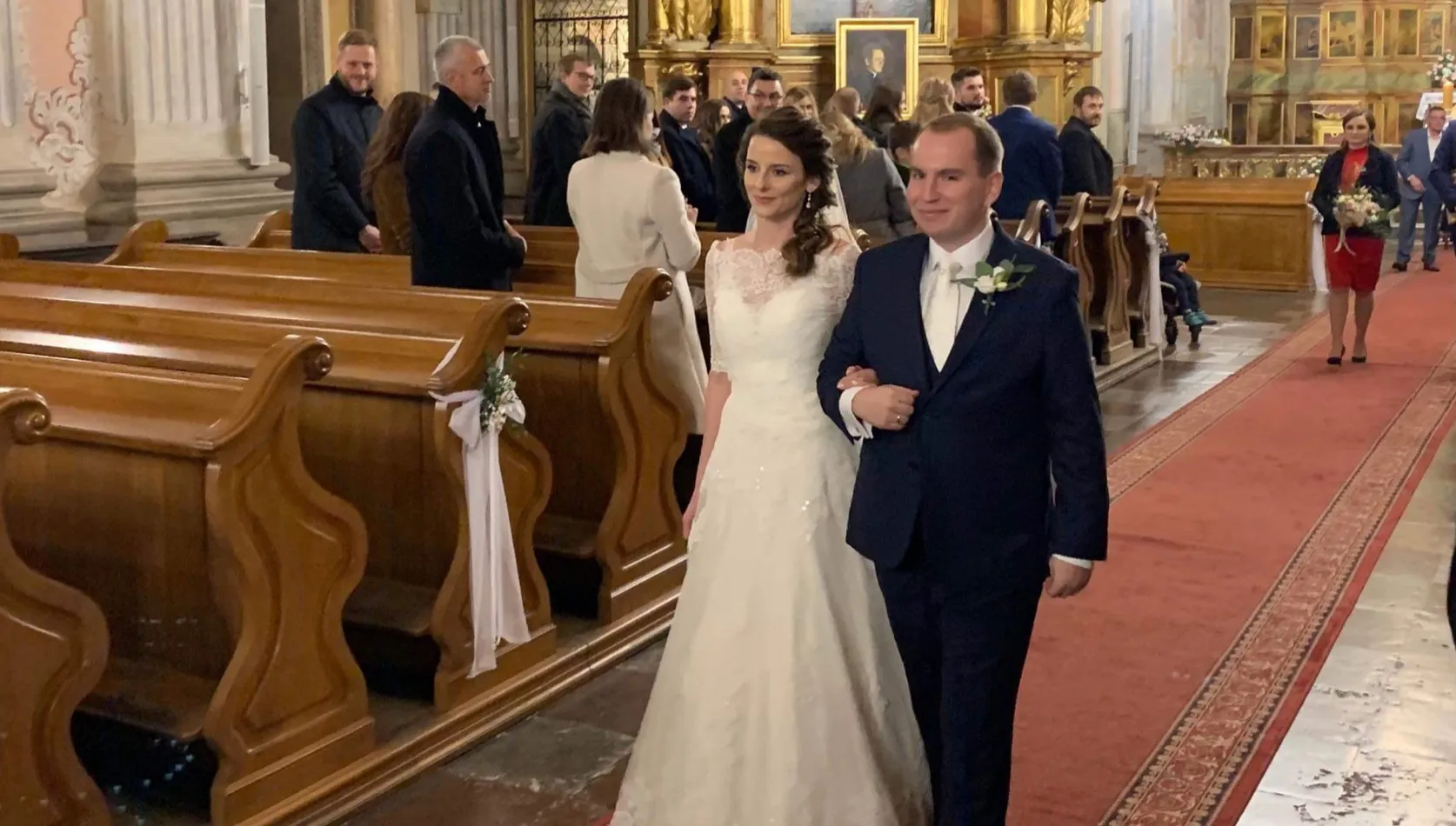 Minister w rządzie PiS Adam Andruszkiewicz wziął ślub. Nowożeńcom gratulujemy!
