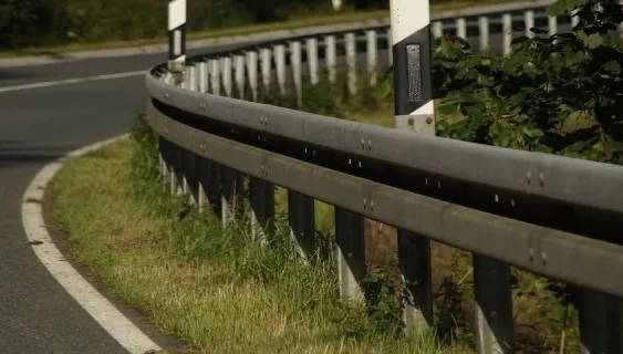 Dziś Światowy Dzień Ofiar Wypadków Drogowych. Na polskich drogach codziennie ginie średnio 11 osób