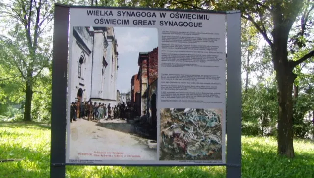 Zakończyła się budowa parku upamiętniającego synagogę