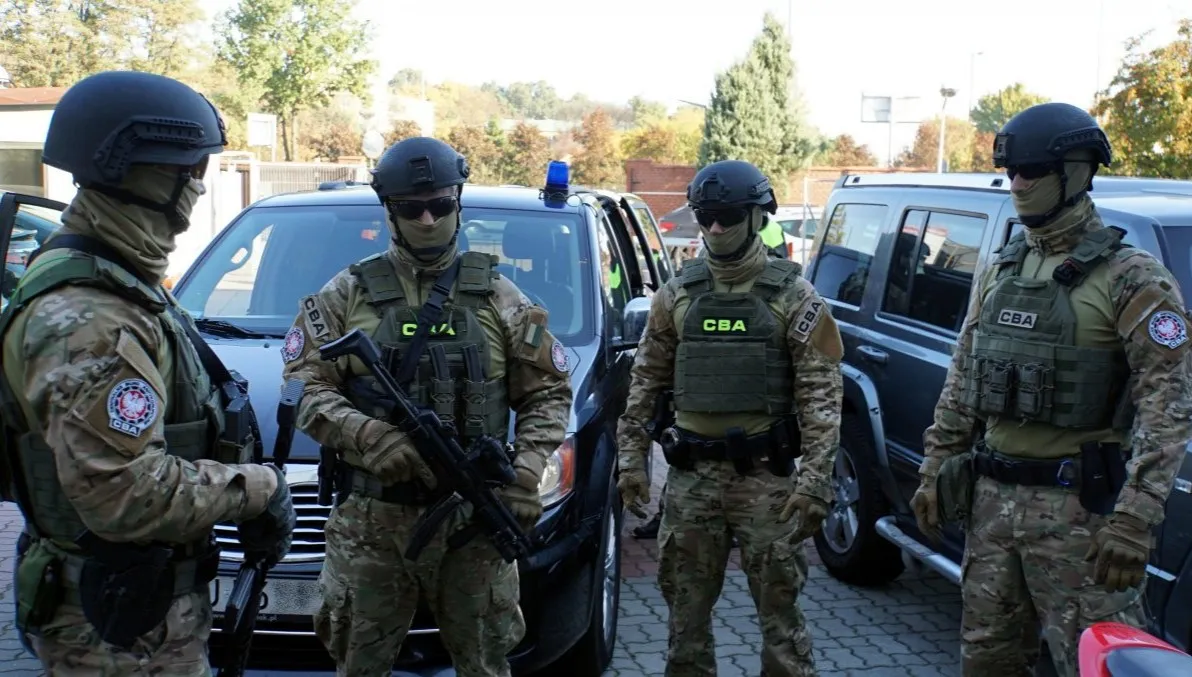 Gigantyczne oszustwa na podatkach. 9 zatrzymanych
