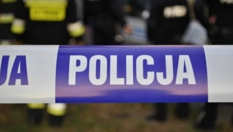 Agresywny 37-latek bił przypadkowych przechodniów