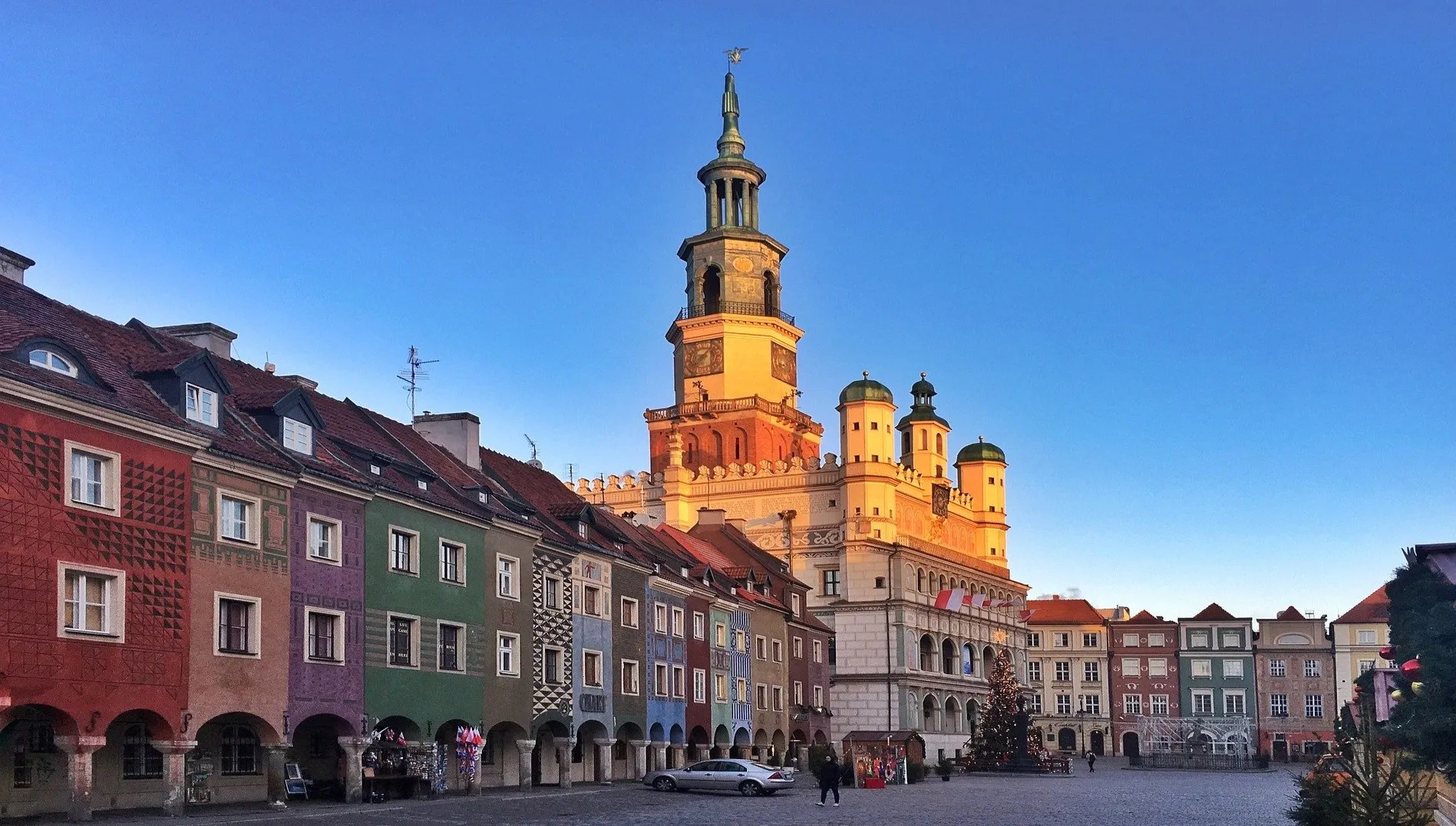 Władze Poznania karzą i nagradzają