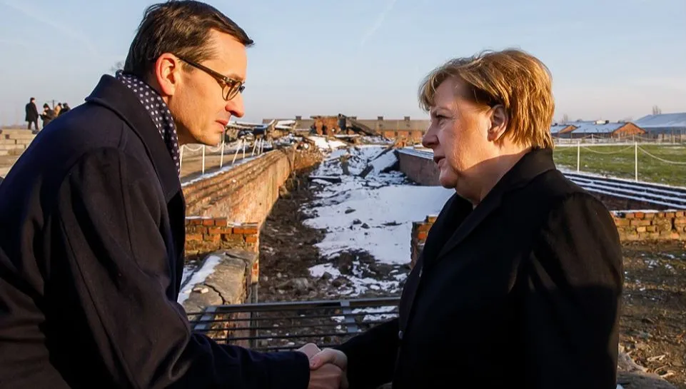 Zagraniczne media o Merkel w Auschwitz