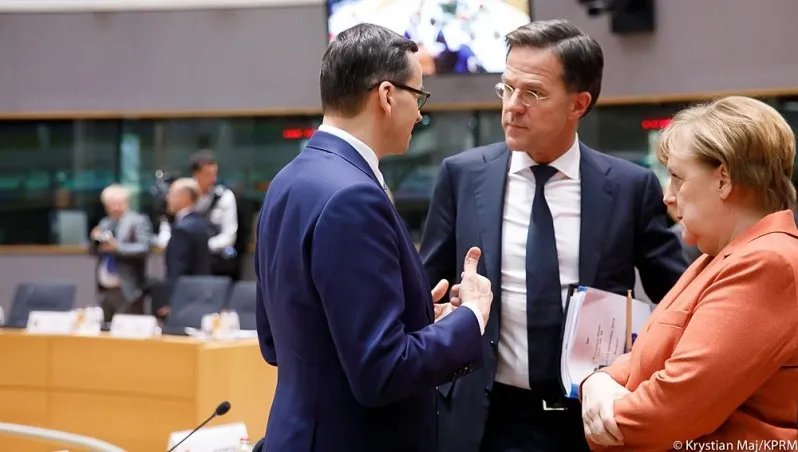 Rozmowy mogą potrwać do rana. W Brukseli ważą się losy neutralności klimatycznej