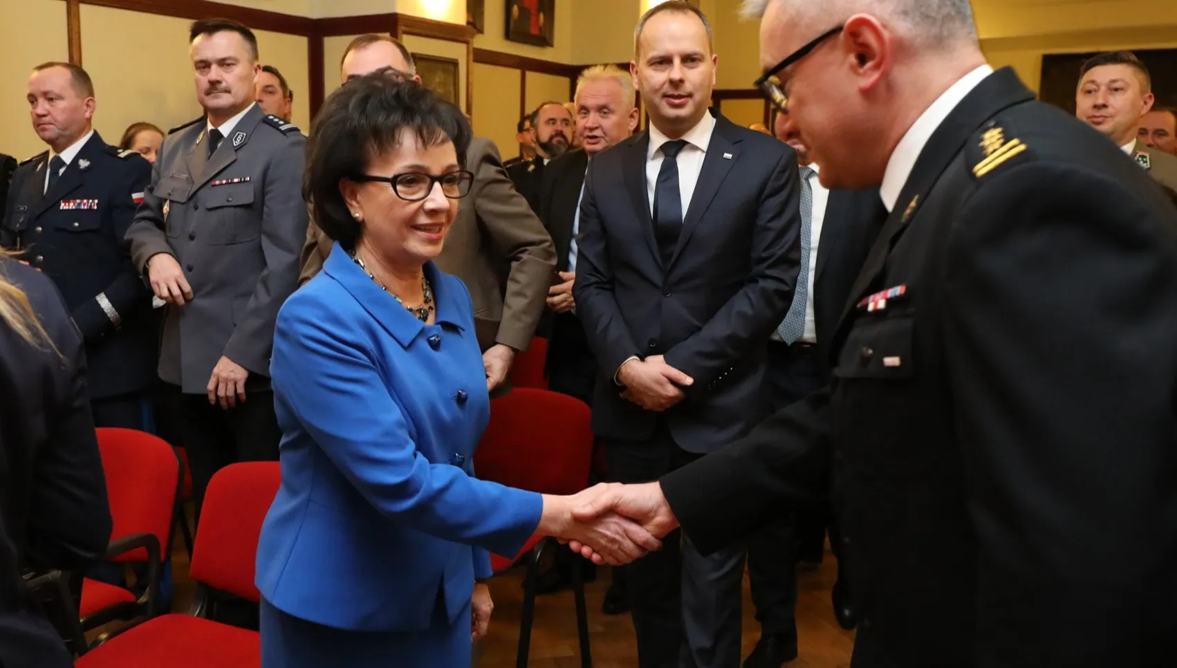 Marszałek Witek podziękowała służbom. "Nie ma nic piękniejszego niż ratowanie życia drugiej osobie"