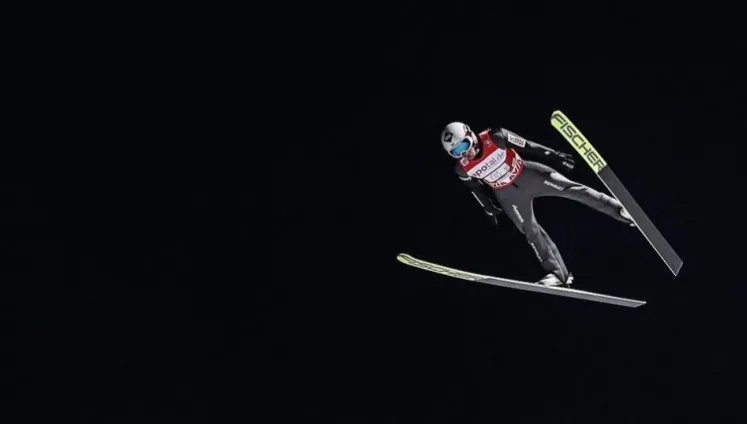 Kamil Stoch liderem po pierwszej serii