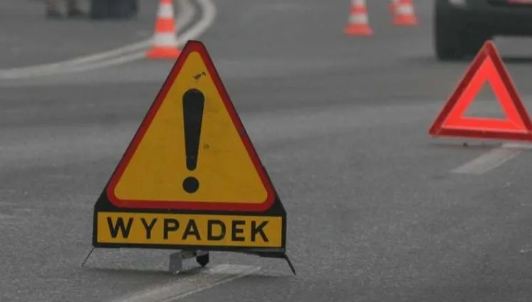 Zderzenie dwóch samochodów osobowych. Pięć osób rannych, w tym troje dzieci