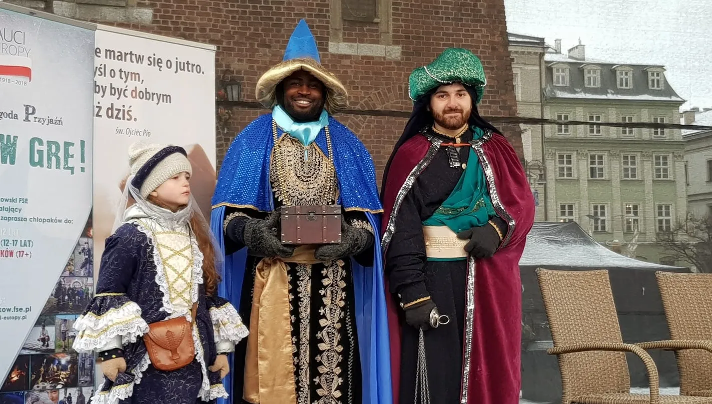 Orszak Trzech Króli w Krakowie. Abp Marek Jędraszewski apelował, aby Polacy trwali w wierze