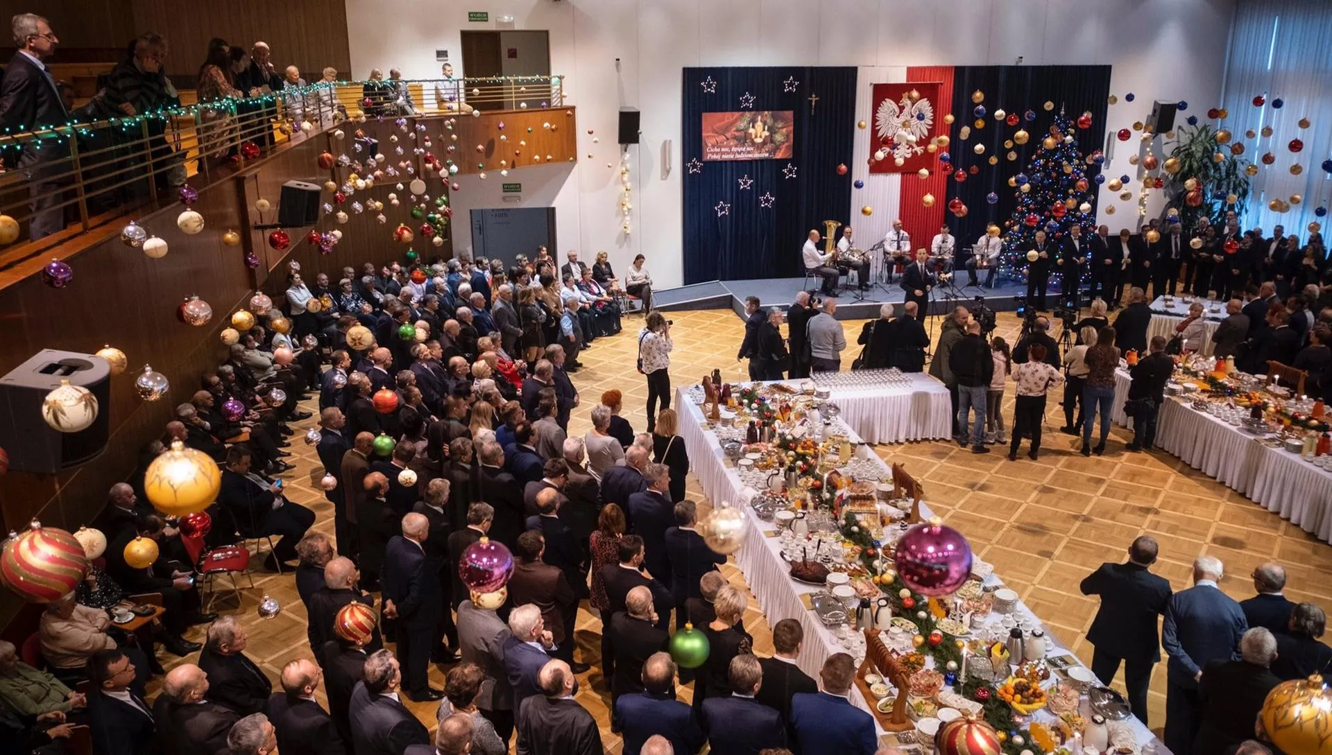 Kosiniak-Kamysz chce okrągłego stołu. Ws. sądów