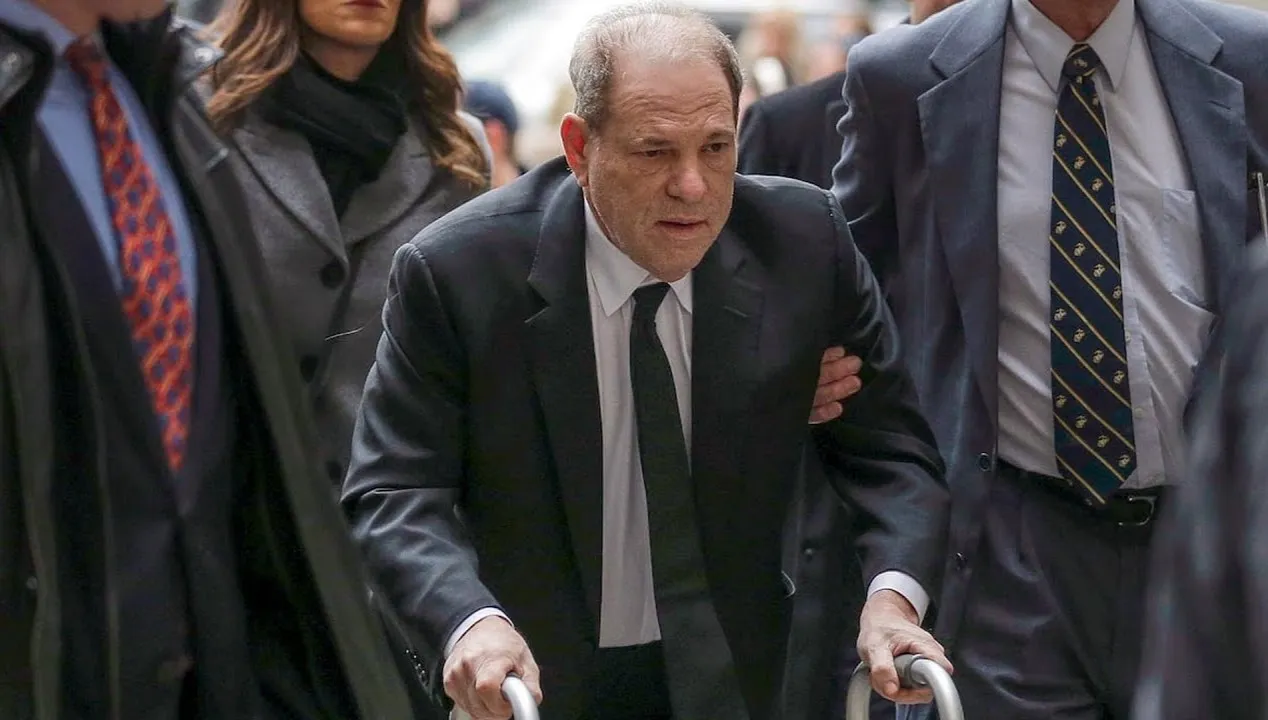 Weinstein ponownie przed sądem. "Jest seryjnym drapieżcą i przez dekady wykorzystywał kobiety"