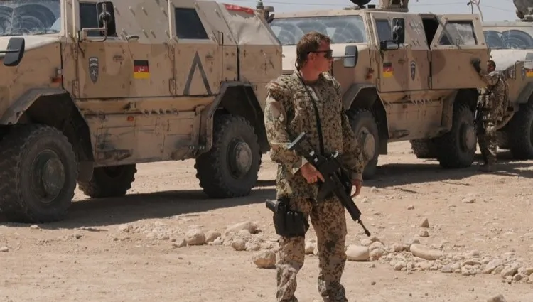 Niemieccy żołnierze opuszczają Irak