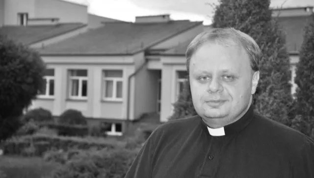 Koszalin: księga kondolencyjna dla rektora