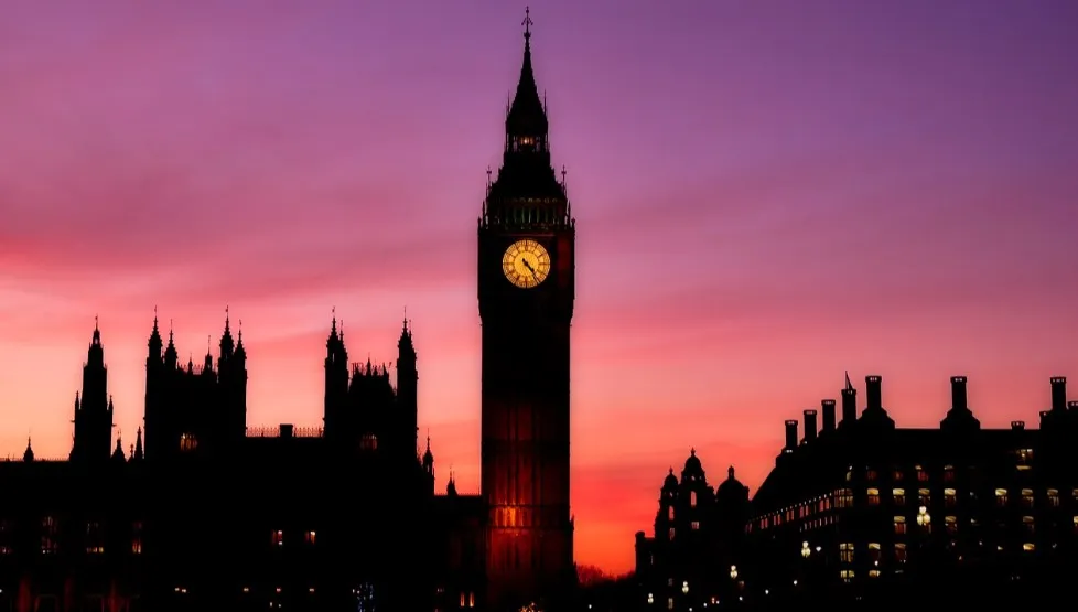Brytyjczycy zorganizowali zbiórkę. Chcą, by bicie Big Bena uczciło brexit