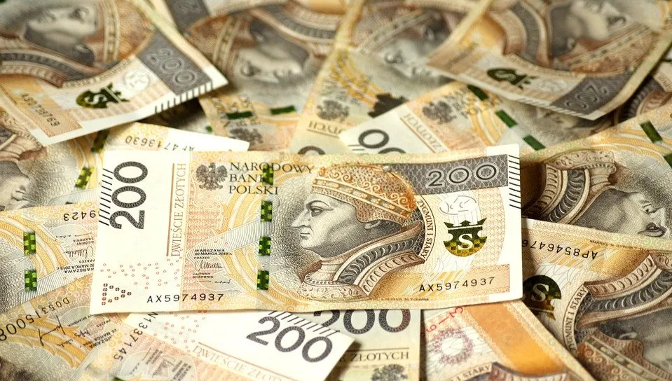 Banknoty w Polsce zużywają się wolniej niż 10 lat temu