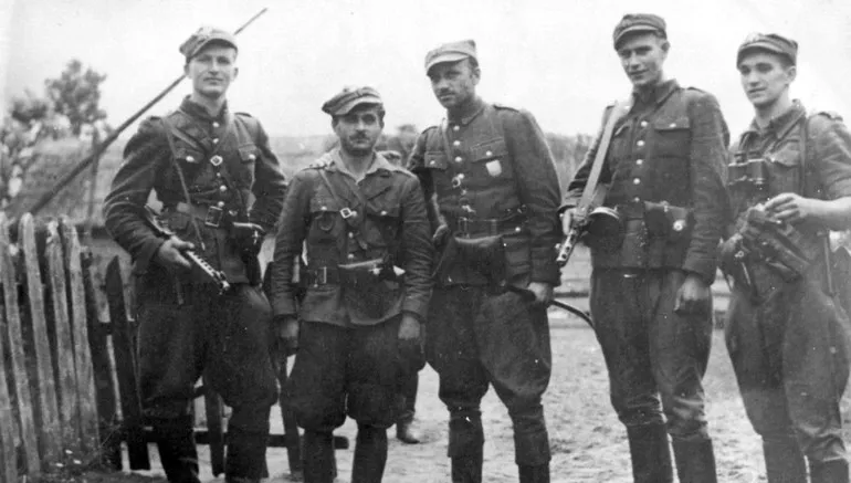 Hańba! Białostoccy radni znów na wojnie z "Łupaszką"