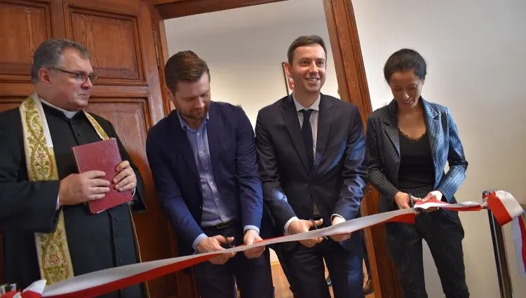 Otwarto pierwsze w regionie biuro partii Gowina