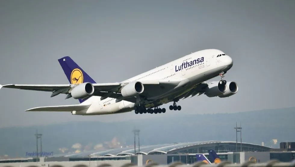 Lufthansa zawiesza loty do i z Chin