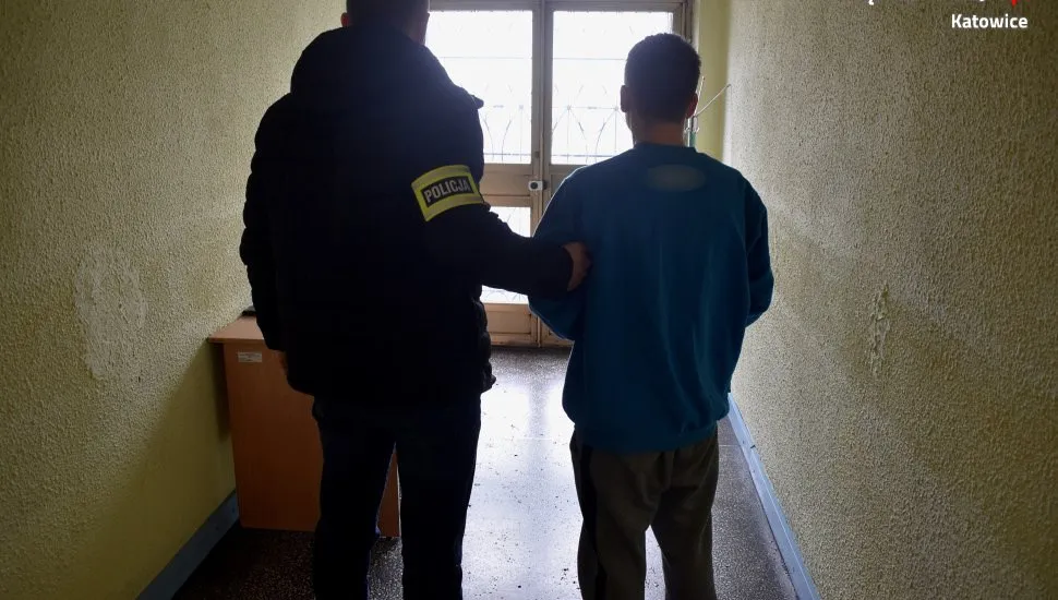 Nastolatek wyłudził prawie pół miliona