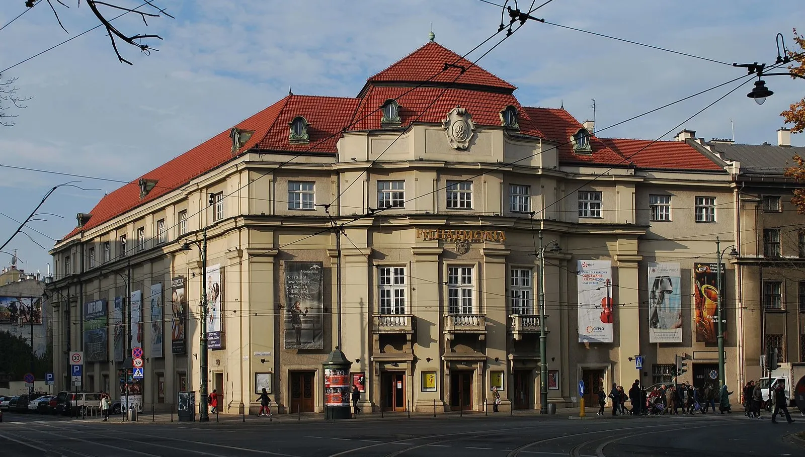 Zapłonęła Filharmonia Krakowska. Trwa dogaszanie pożaru