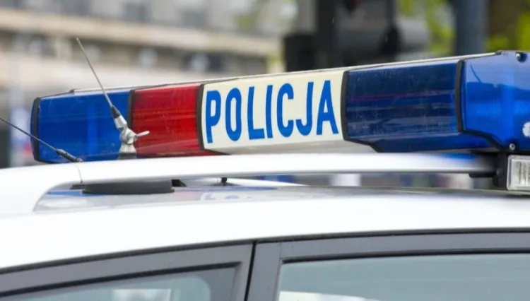 Morderstwo z zimną krwią. 46-latek miał na ciele 21 ran kłutych. Zatrzymano wdowę po nim