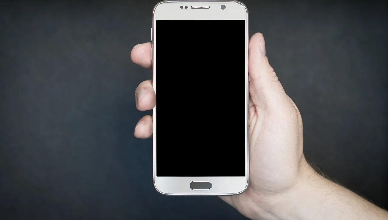 Kolejne ofiary telefonicznego oszustwa. Policja apeluje o ostrożność