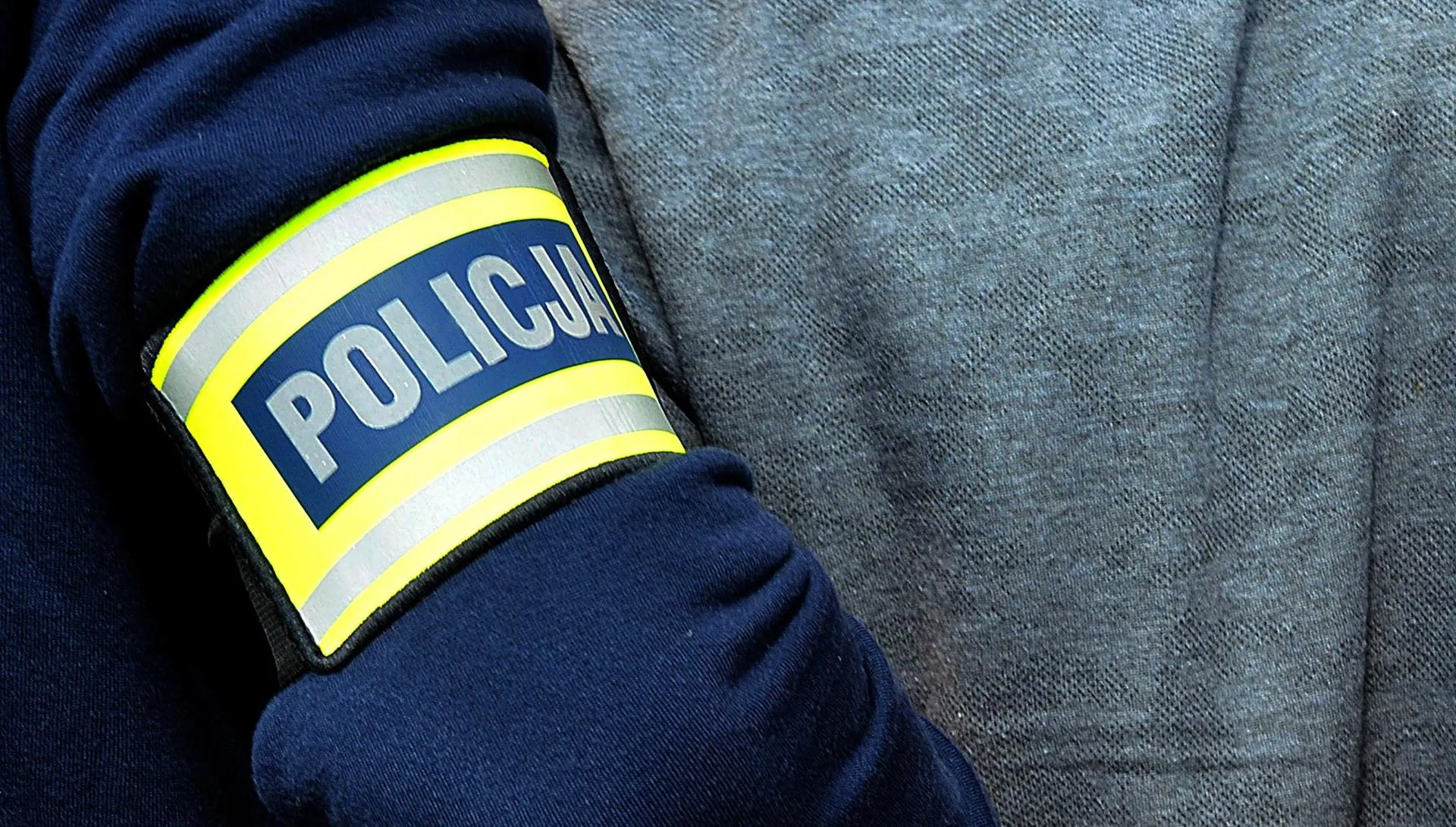 Pies znalazł amfetaminę w damskiej toalecie