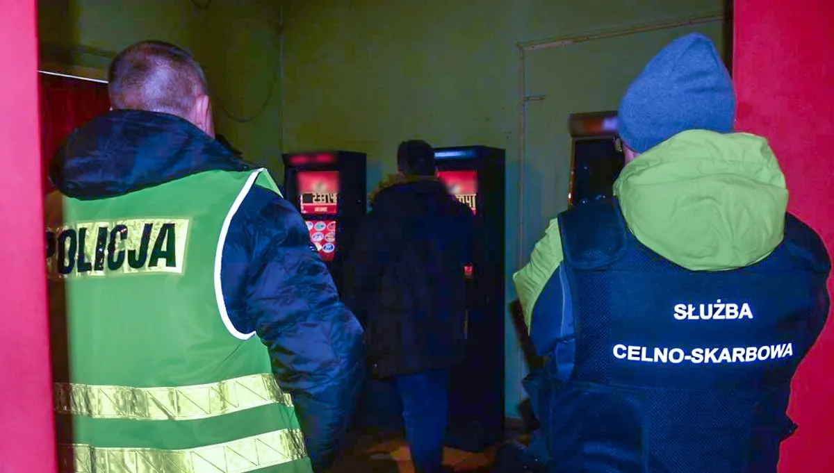Policja przejęła nielegalne automaty do gier