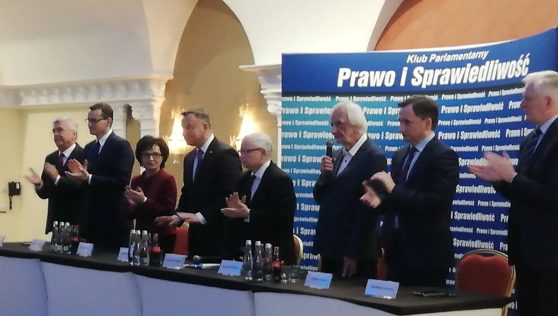 Wyjazdowe posiedzenie klubu PiS z udziałem prezydenta. Terlecki zdradza, czego dotyczyły rozmowy