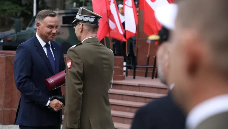 Prezydent wręczy awanse generalskie