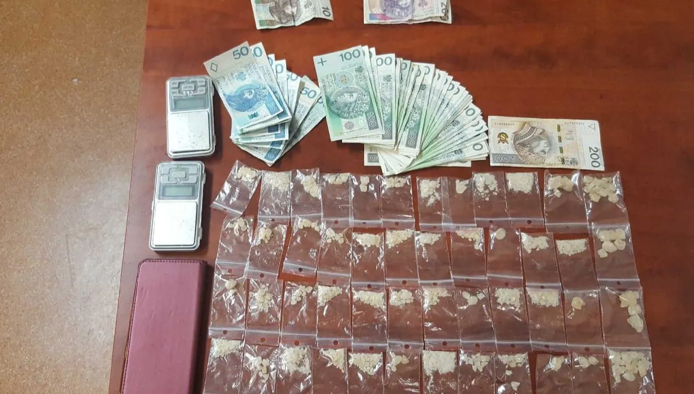 Policja walczy z dopalaczami. Zatrzymania w Koninie