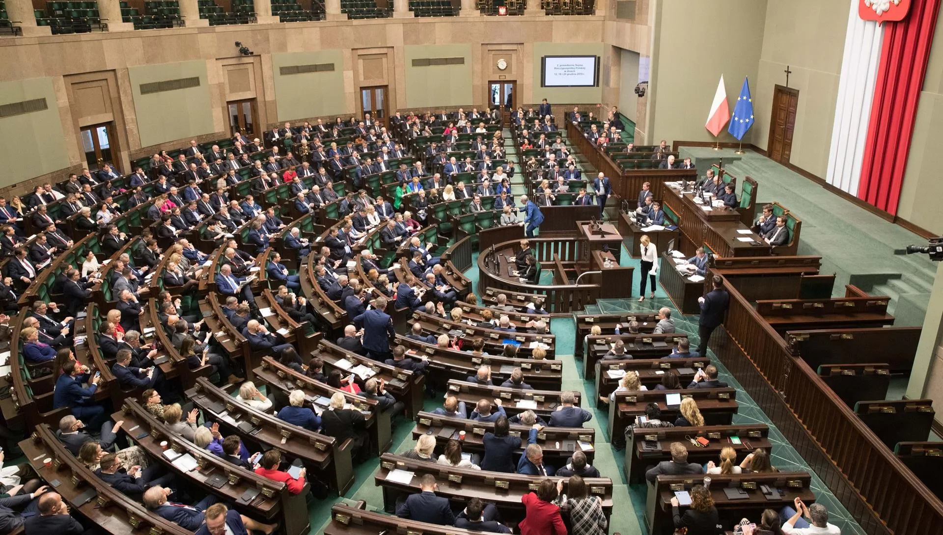 Koronawirus: Specjalne posiedzenie Sejmu
