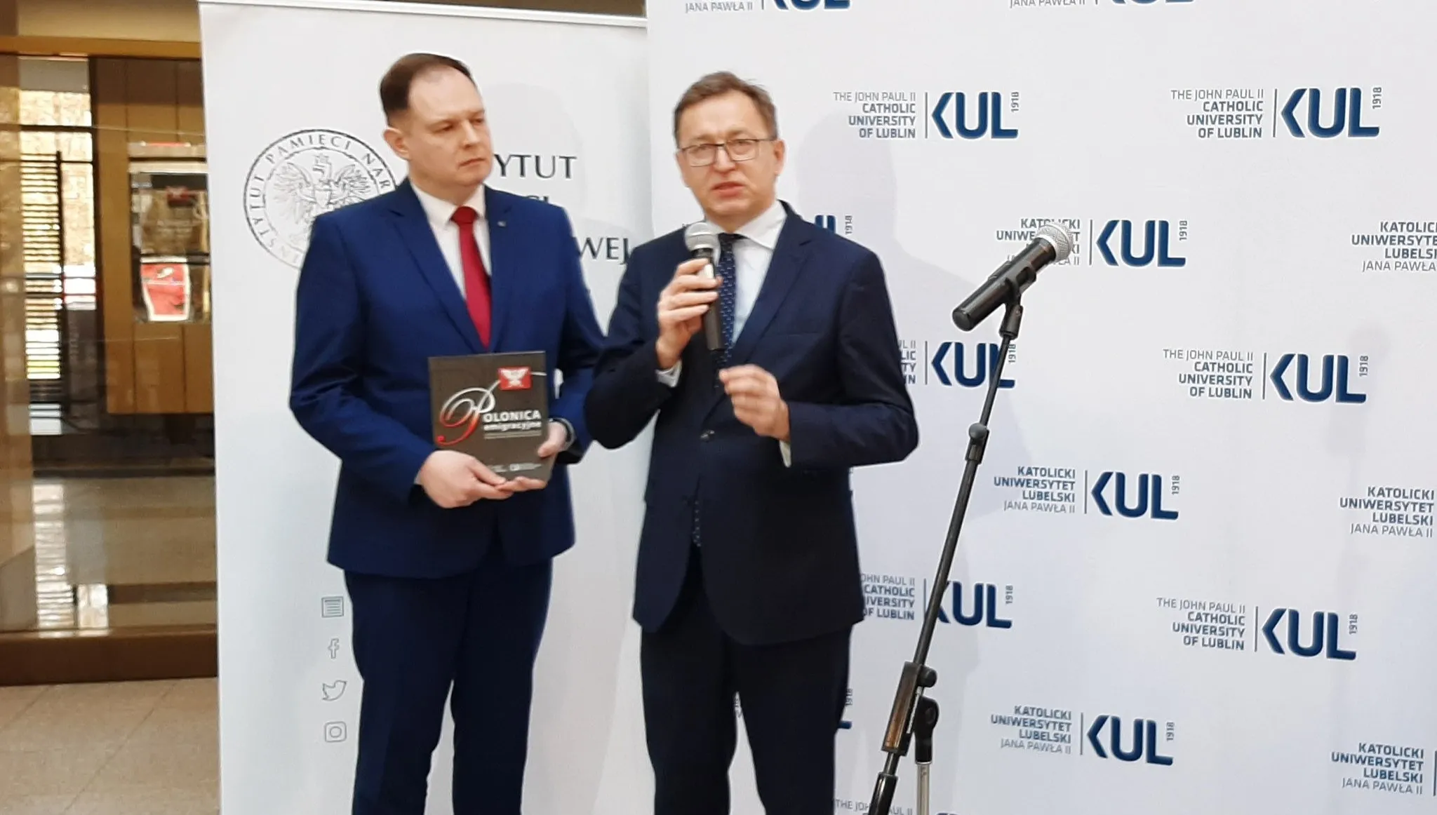 Cenne dokumenty emigracyjne na wystawie na KUL
