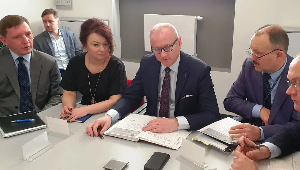 Służby wojewody prowadzą stały monitoring imprez masowych