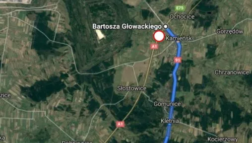 Zamknięto drogę między Kamieńskiem a Radomskiem