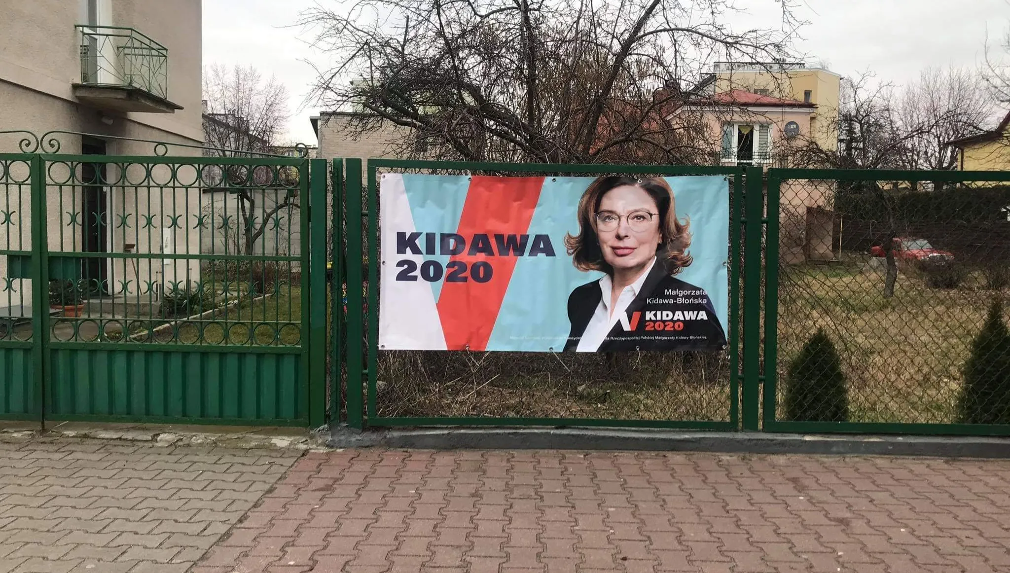 Działaczki KO agitowały za Kidawą-Błońską. Bo jest... kobietą