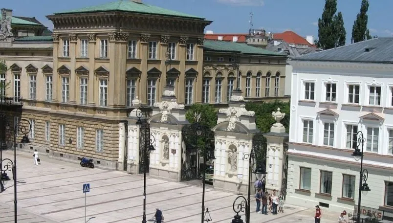 Uniwersytet Warszawski odwołuje zajęcia