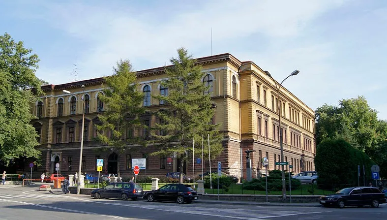Cieszyn zawiesza zajęcia w podstawówkach i liceum