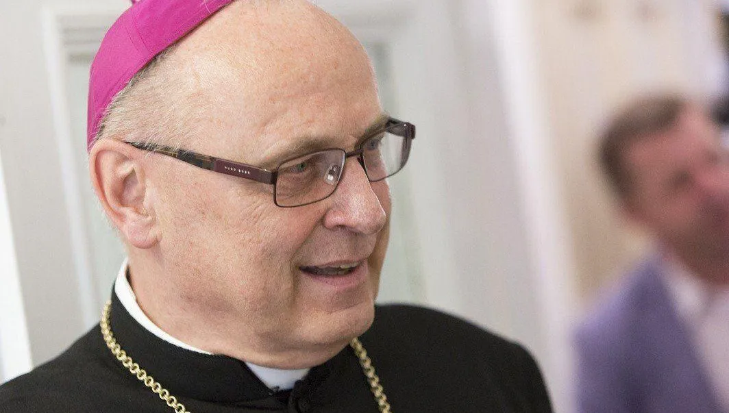 Bp Mering udzielił dyspensy od udziału w mszach