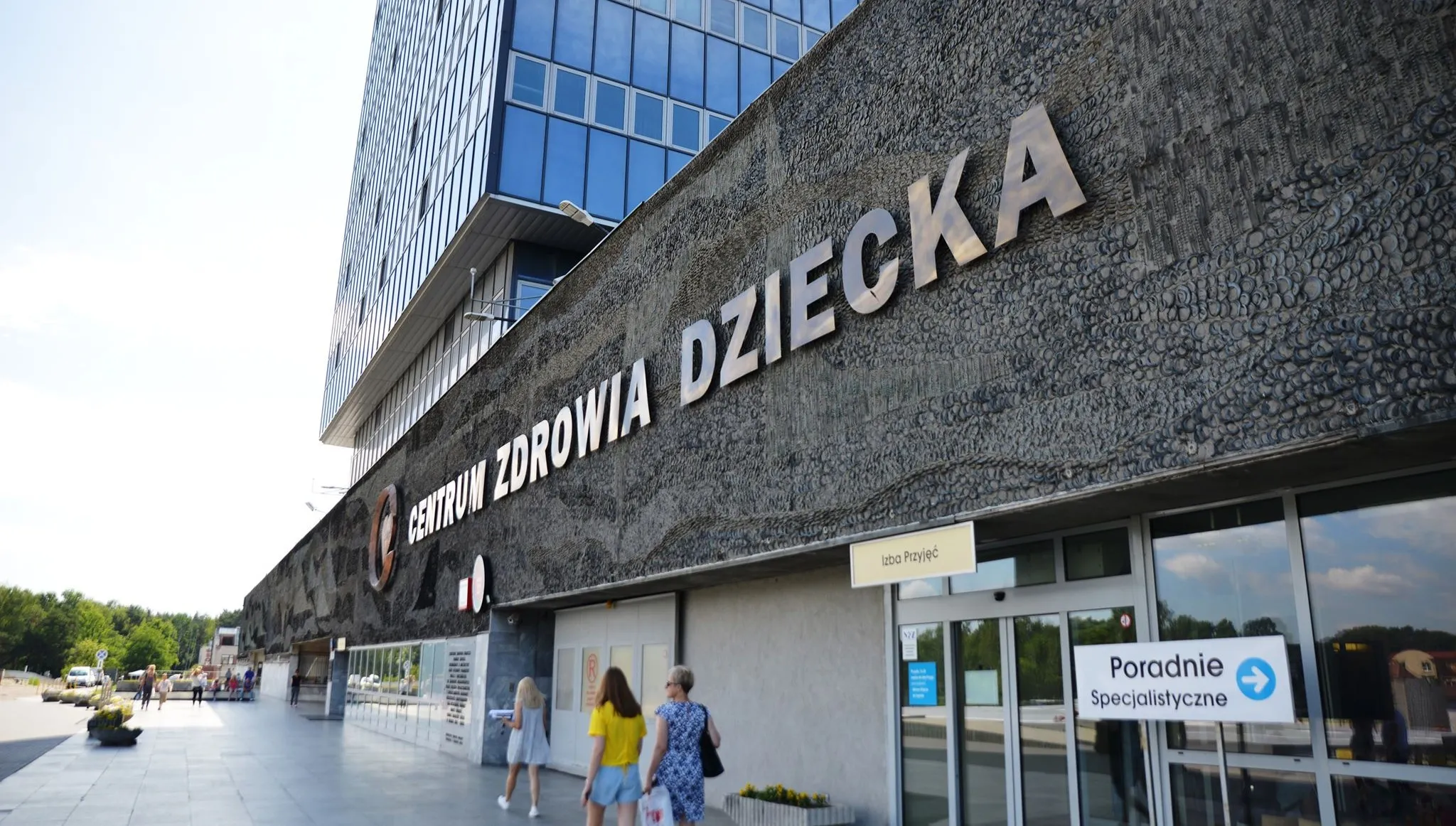Warszawa: jeden z pracowników Centrum Zdrowia Dziecka zakażony koronawirusem