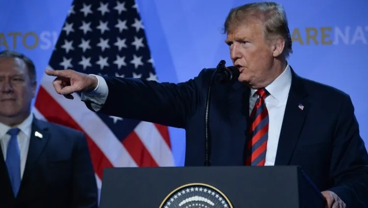 Trump uderza w Chiny