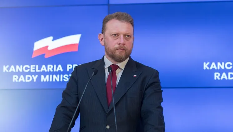 Młodzi lekarze i studenci medycyny pomogą w szpitalach? Szumowski tłumaczy