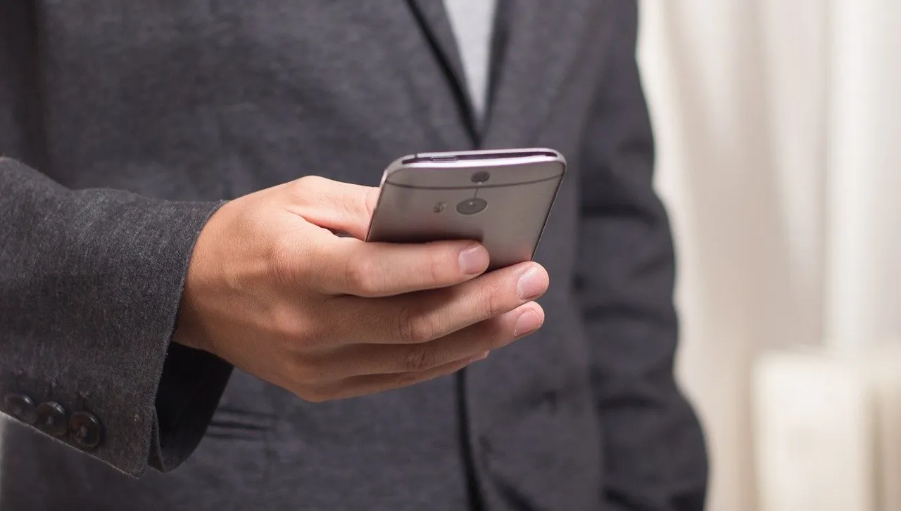 MSZ ostrzega obcokrajowców przed wyłudzeniami: "Resort nie podejmuje żadnego kontaktu"