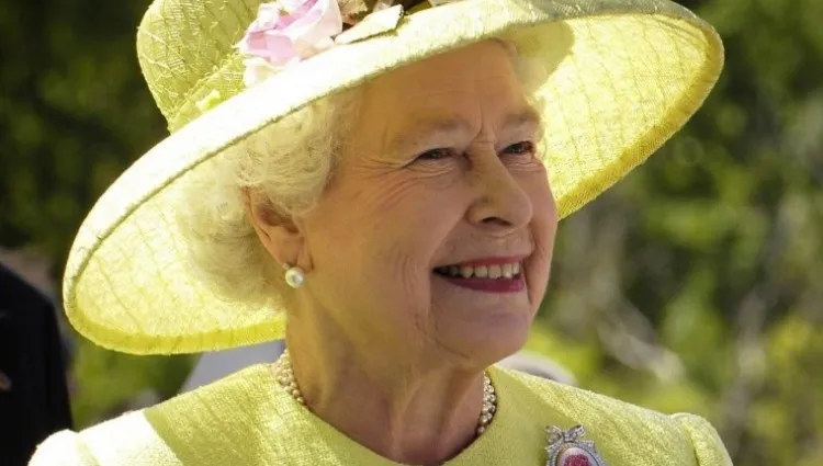 Królowa w tym roku nie będzie świętowała urodzin. Odwołano też salut urodzinowy