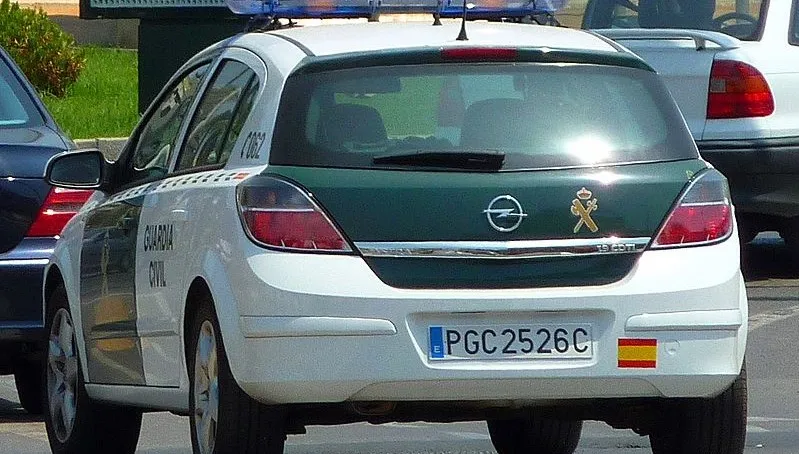 Hiszpania: w okresie stanu zagrożenia ok. 3500 chorych na Covid-19 wśród policjantów