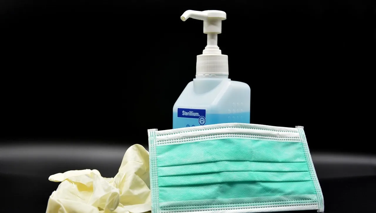 Płyn dezynfekcyjny dla ratowników z Sanoka